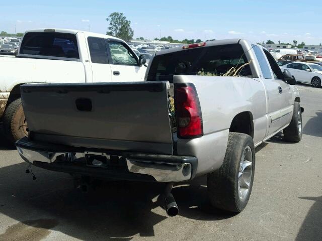 2GCEC19TX41400576 - 2004 CHEVROLET SILVERADO SILVER photo 4