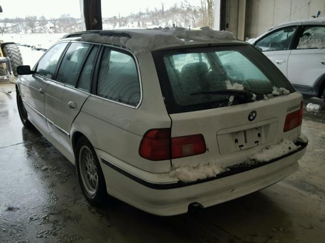 WBADP6337XBV60597 - 1999 BMW 528 IT AUT WHITE photo 3