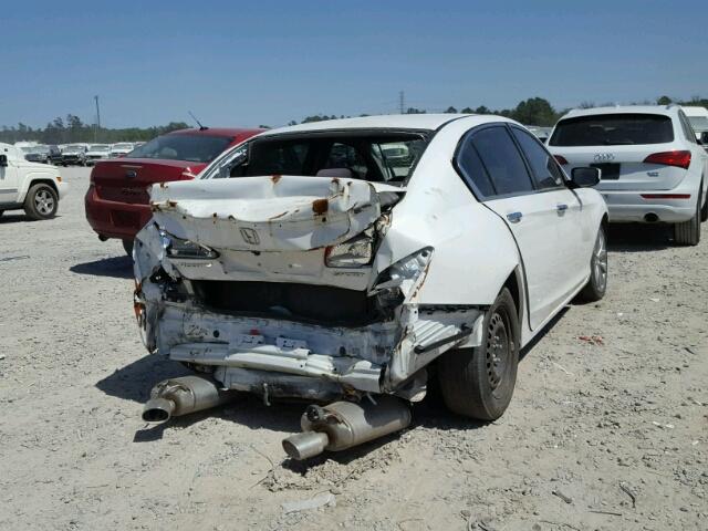 1HGCR2F57FA005525 - 2015 HONDA ACCORD SPO WHITE photo 4