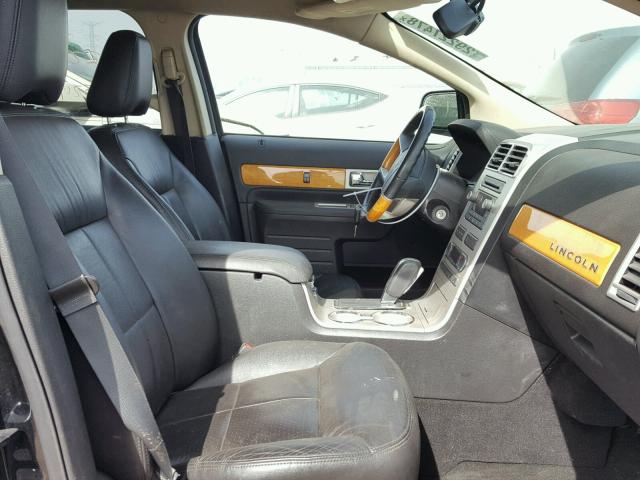 2LMDU68C48BJ21504 - 2008 LINCOLN MKX BLACK photo 5