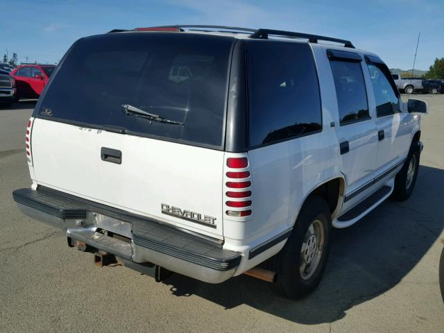 1GNEK13R9WJ331413 - 1998 CHEVROLET TAHOE K150 WHITE photo 4