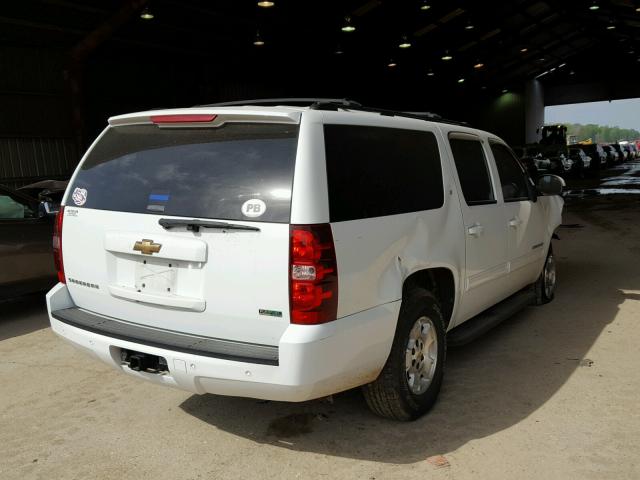 1GNSCJE09BR112980 - 2011 CHEVROLET SUBURBAN C WHITE photo 4