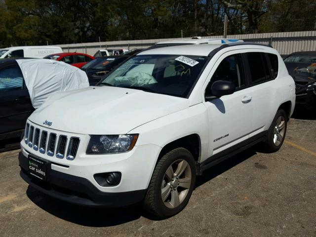 1C4NJCBA1GD621549 - 2016 JEEP COMPASS SP WHITE photo 2