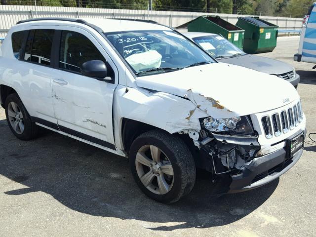 1C4NJCBA1GD621549 - 2016 JEEP COMPASS SP WHITE photo 9