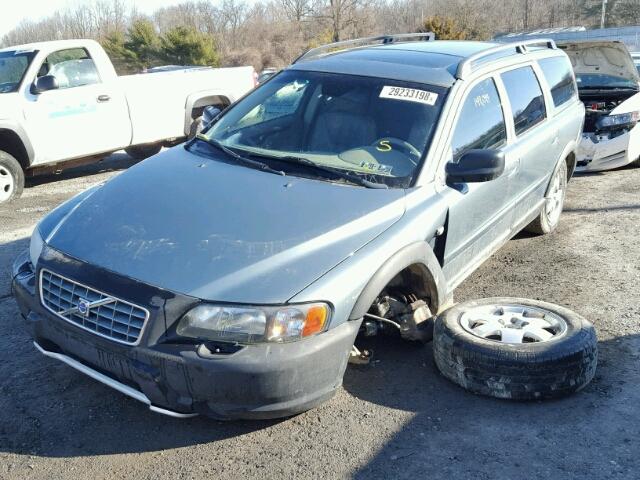 YV1SZ59H631099470 - 2003 VOLVO XC70 GREEN photo 2