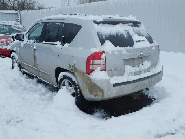 1J4NF4FB5AD505539 - 2010 JEEP COMPASS SP SILVER photo 3