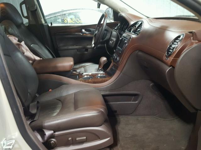 5GAKVCKD3EJ110006 - 2014 BUICK ENCLAVE BEIGE photo 5