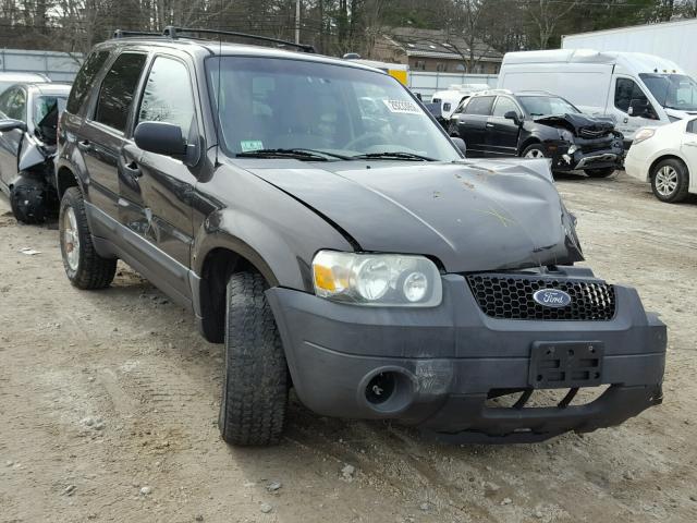 1FMCU93157KB43627 - 2007 FORD ESCAPE XLT GRAY photo 1