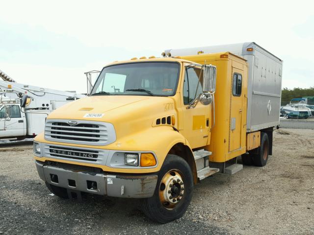 2FZACGDC94AM45424 - 2004 STERLING TRUCK ACTERRA YELLOW photo 2