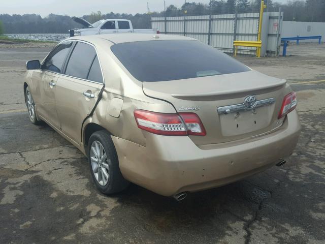 4T1BK3EK7BU119038 - 2011 TOYOTA CAMRY SE TAN photo 3