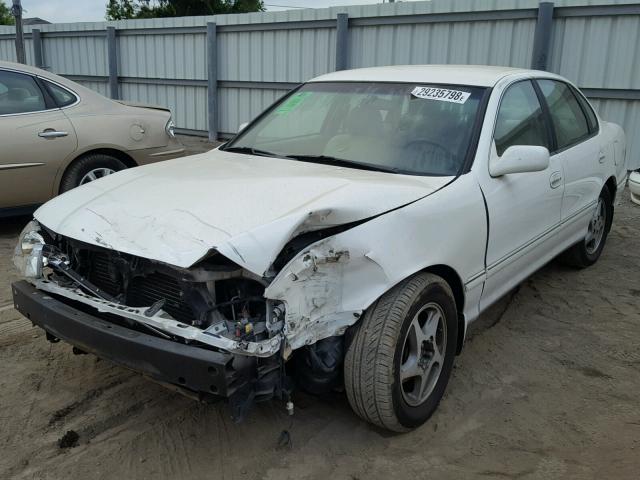 4T1BF18B4XU302490 - 1999 TOYOTA AVALON XL WHITE photo 2