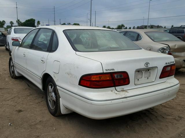 4T1BF18B4XU302490 - 1999 TOYOTA AVALON XL WHITE photo 3