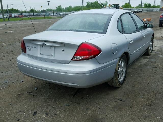 1FAFP53U05A193727 - 2005 FORD TAURUS SE SILVER photo 4