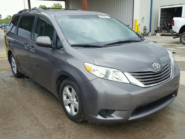 5TDKK3DC3FS565115 - 2015 TOYOTA SIENNA LE GRAY photo 1