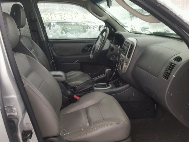 1FMYU93156KD26434 - 2006 FORD ESCAPE XLT SILVER photo 5