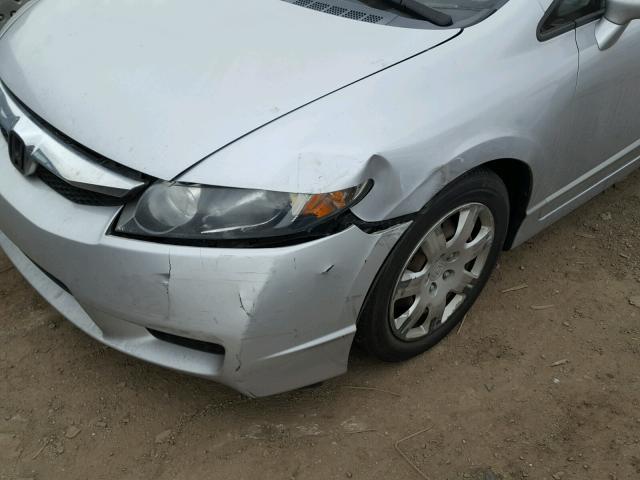 19XFA1F5XAE020071 - 2010 HONDA CIVIC LX SILVER photo 9