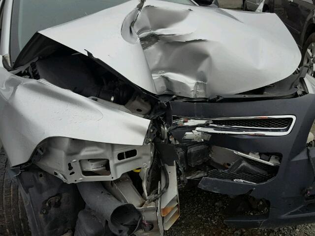 1G1ZH57N194219157 - 2009 CHEVROLET MALIBU 1LT 银色 照片 9