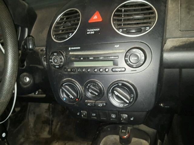 3VWPW31C78M526090 - 2008 VOLKSWAGEN NEW BEETLE 蓝色 照片 9