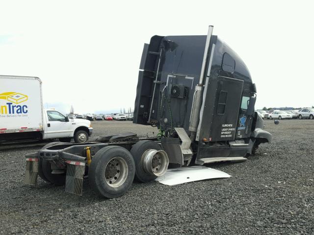 1FUJBBCK66PV65207 - 2006 FREIGHTLINER CONVENTION BLACK photo 4