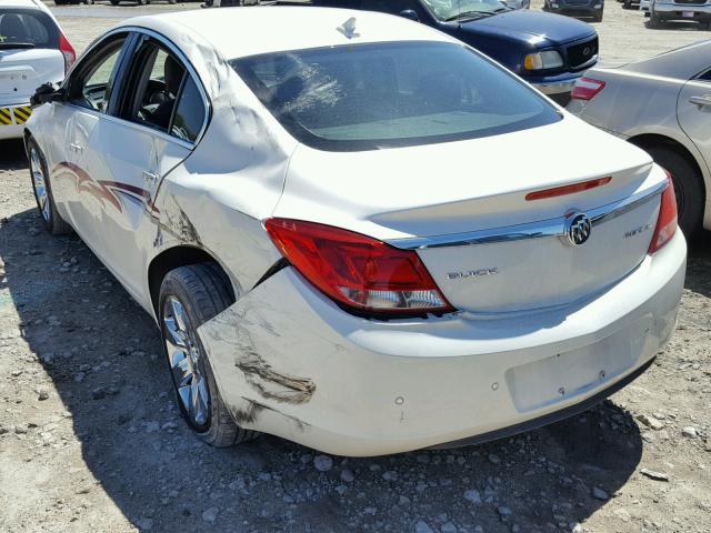 2G4GT5GK2C9135805 - 2012 BUICK REGAL PREM WHITE photo 3