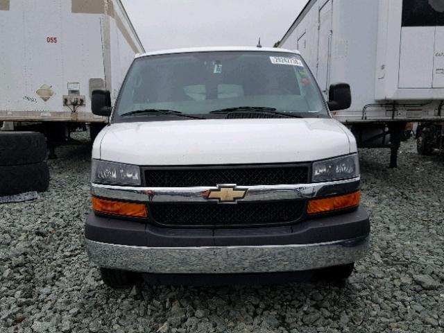 1GAZG1FG9E1180165 - 2014 CHEVROLET EXPRESS G3 WHITE photo 9