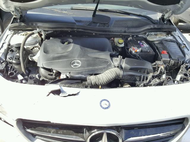 WDDSJ4EB1FN262067 - 2015 MERCEDES-BENZ CLA 250 SILVER photo 7