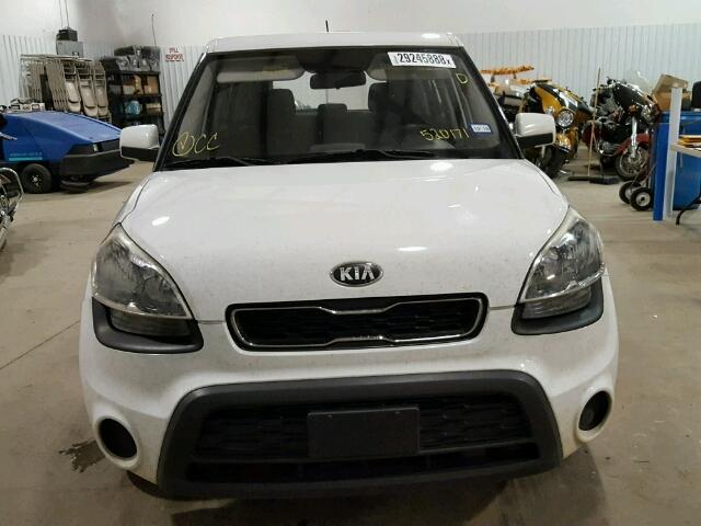 KNDJT2A58D7520171 - 2013 KIA SOUL WHITE photo 9