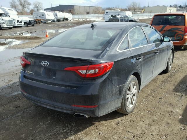 5NPE24AF9HH528581 - 2017 HYUNDAI SONATA SE BLACK photo 4