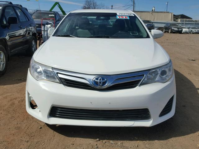 4T1BD1FK2DU088152 - 2013 TOYOTA CAMRY HYBR WHITE photo 9