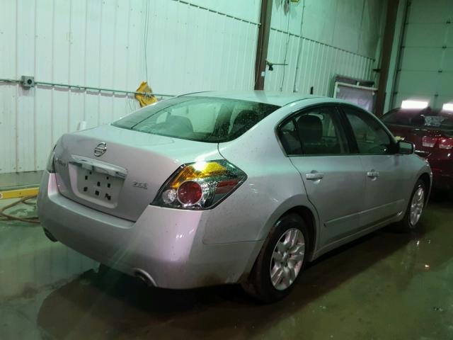 1N4AL2AP4BN444237 - 2011 NISSAN ALTIMA BAS SILVER photo 4