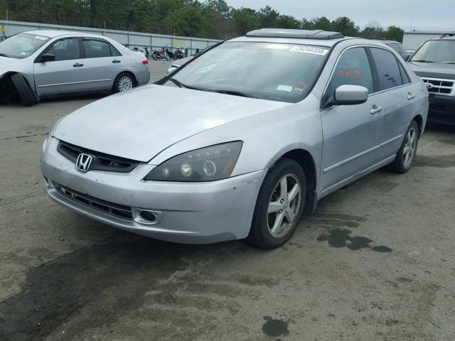 1HGCM55653A000250 - 2003 HONDA ACCORD EX SILVER photo 2