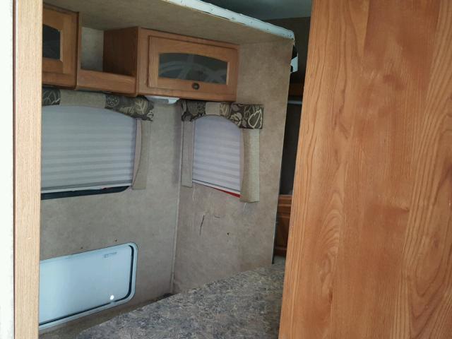 5SFNB3227BE229231 - 2011 HRLD MOTORHOME BEIGE photo 6