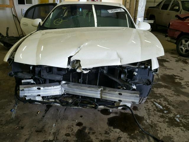 1G4HR54K81U135220 - 2001 BUICK LESABRE LI WHITE photo 9