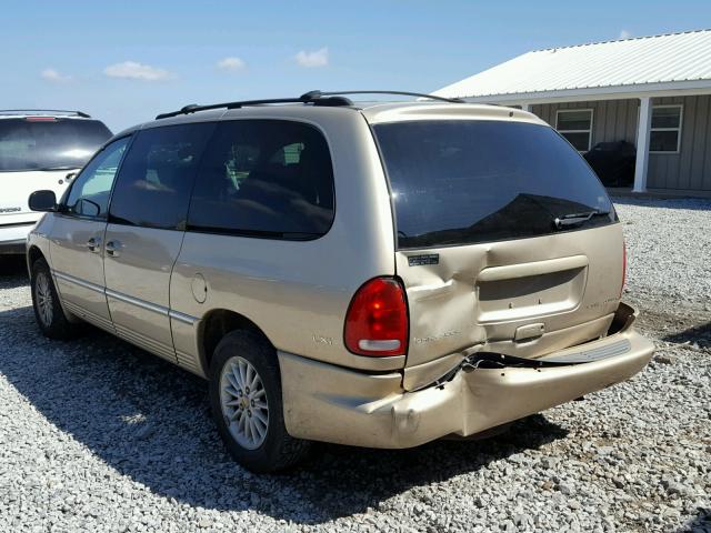 1C4GP54LXYB557445 - 2000 CHRYSLER TOWN & COU GOLD photo 3