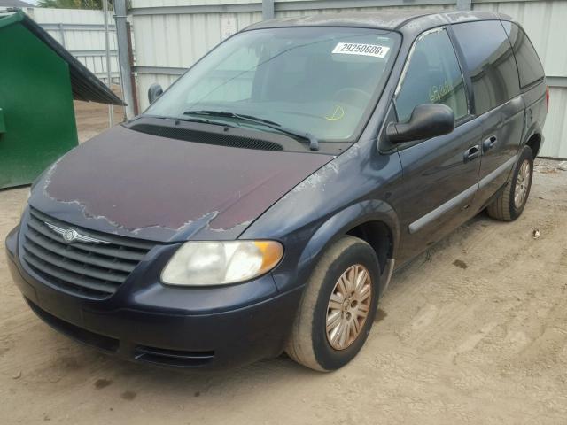 1A4GJ45R47B208062 - 2007 CHRYSLER TOWN & COU BLUE photo 2