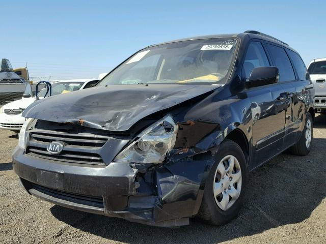 KNDMG4C3XA6343813 - 2010 KIA SEDONA LX BLACK photo 2