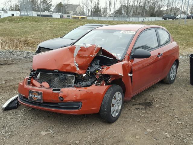 KMHCM36C09U142838 - 2009 HYUNDAI ACCENT GS ORANGE photo 2