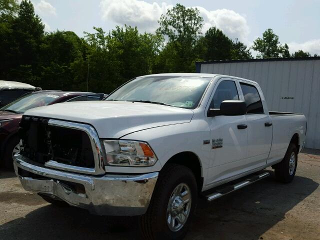 3C6UR4HJ7HG620077 - 2017 RAM 2500 ST WHITE photo 2