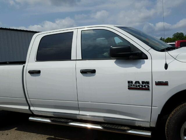 3C6UR4HJ7HG620077 - 2017 RAM 2500 ST WHITE photo 9