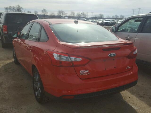 1FADP3F2XDL337292 - 2013 FORD FOCUS SE RED photo 3