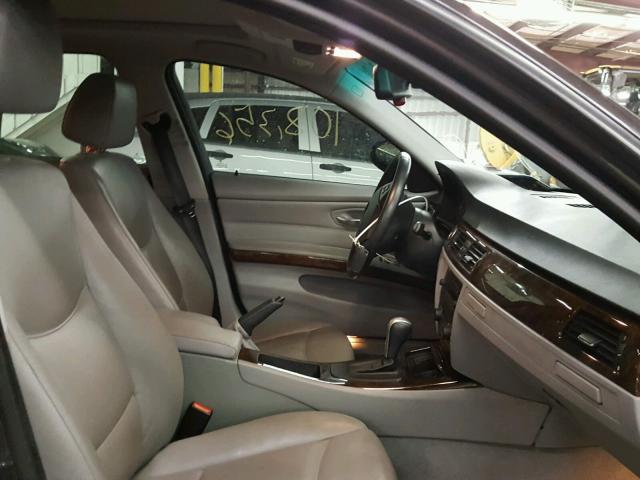 WBAVT13556KW23117 - 2006 BMW 325 XIT GRAY photo 5