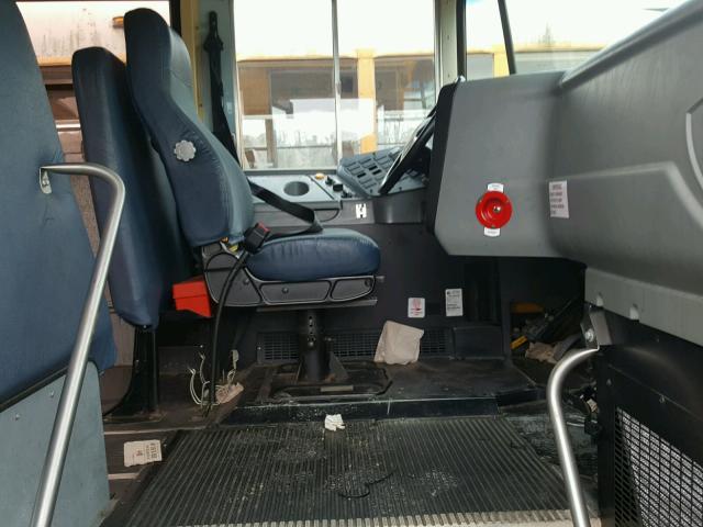 4DRBUAFL45B975712 - 2005 IC CORPORATION 3000 黄色 照片 5