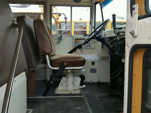 1HVLNHGL6HHA20437 - 1987 INTERNATIONAL S-SERIES 1 黄色 照片 5