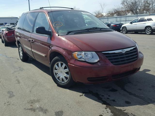 2A4GP54L47R156211 - 2007 CHRYSLER TOWN & COU BURGUNDY photo 1