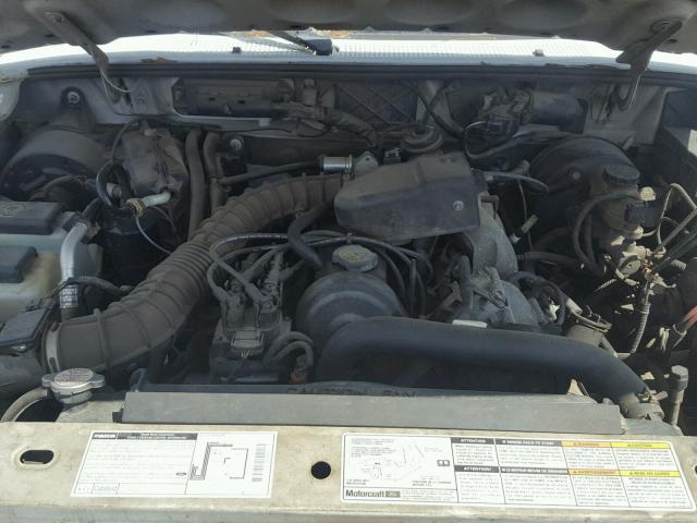 4F4YR12C41TM09826 - 2001 MAZDA B2500 WHITE photo 7