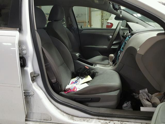1G1ZA5EU5BF138221 - 2011 CHEVROLET MALIBU LS 白色 照片 5