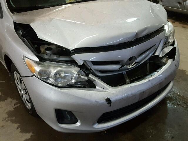 2T1BU4EE7BC750349 - 2011 TOYOTA COROLLA BA SILVER photo 9