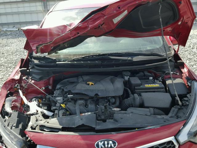 KNAFX4A61G5437709 - 2016 KIA FORTE LX RED photo 7