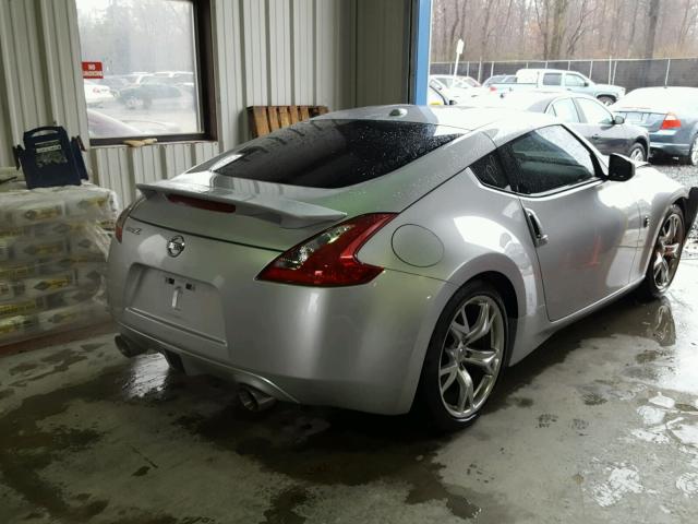 JN1AZ44E29M401873 - 2009 NISSAN 370Z SILVER photo 4