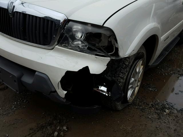 5LMEU88H23ZJ44550 - 2003 LINCOLN AVIATOR 白色 照片 9